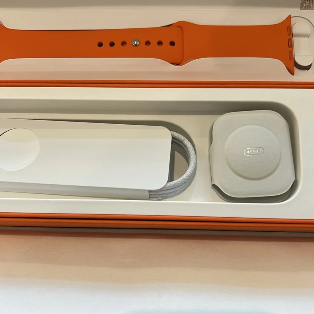 Brand new Hermes grand H steel apples watch 46MM series 11